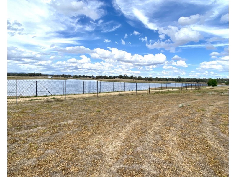 22 Lakeview Avenue, Rosenthal Heights QLD 4370