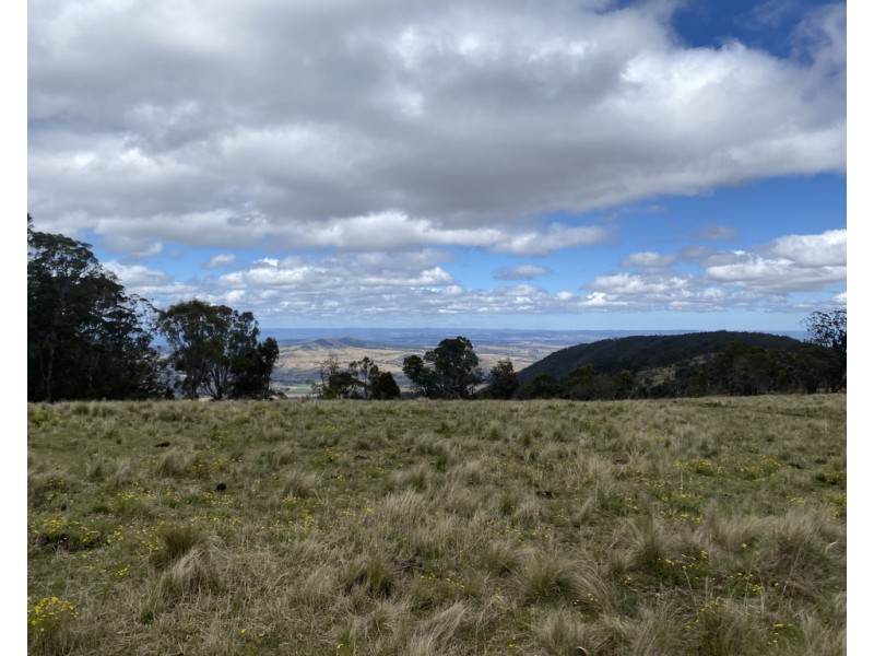 L840 Sunday Plains Road, Mount Colliery QLD 4370