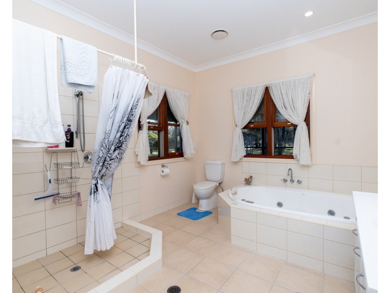 40 Twidale Lane, Leyburn QLD 4365