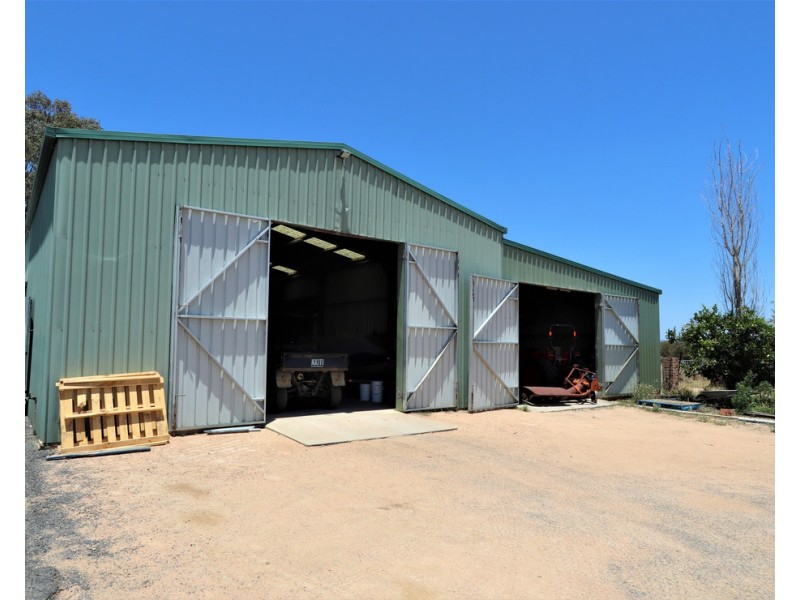 452 Glenvale Rd, Leslie Dam QLD 4370