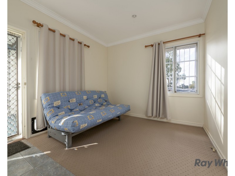 18 Roach St, Mount Colliery QLD 4370