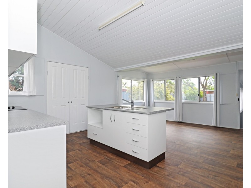 31 Lyons Street, Warwick QLD 4370