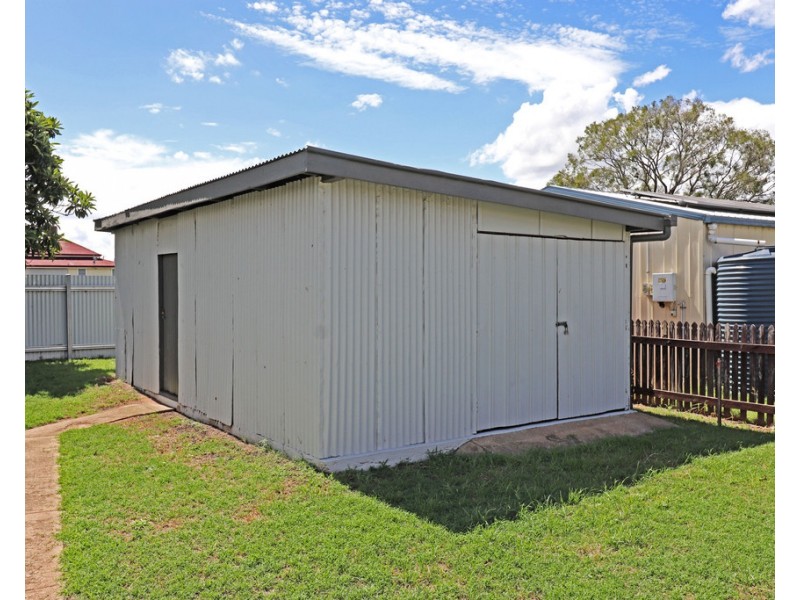 31 Lyons Street, Warwick QLD 4370