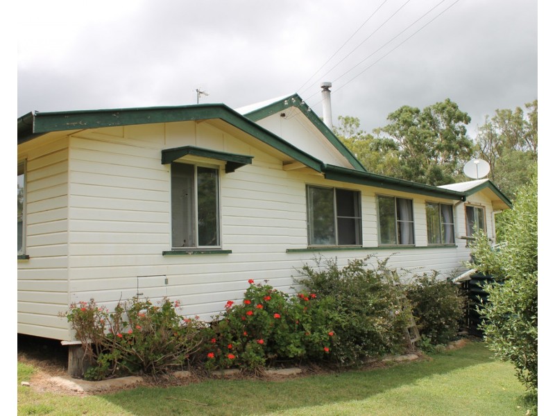 126 Fontainbleau Road, Clifton QLD 4361