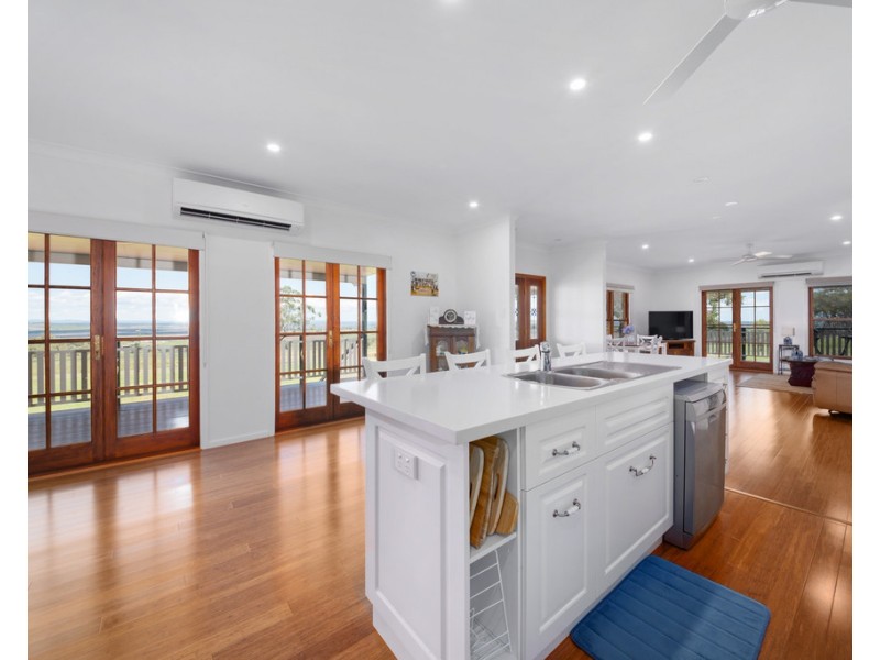 21 Holzwarts Rd, Berat QLD 4362