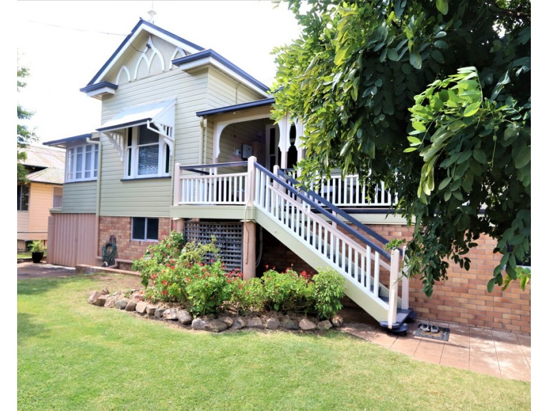 11 Wood Street, Warwick QLD 4370