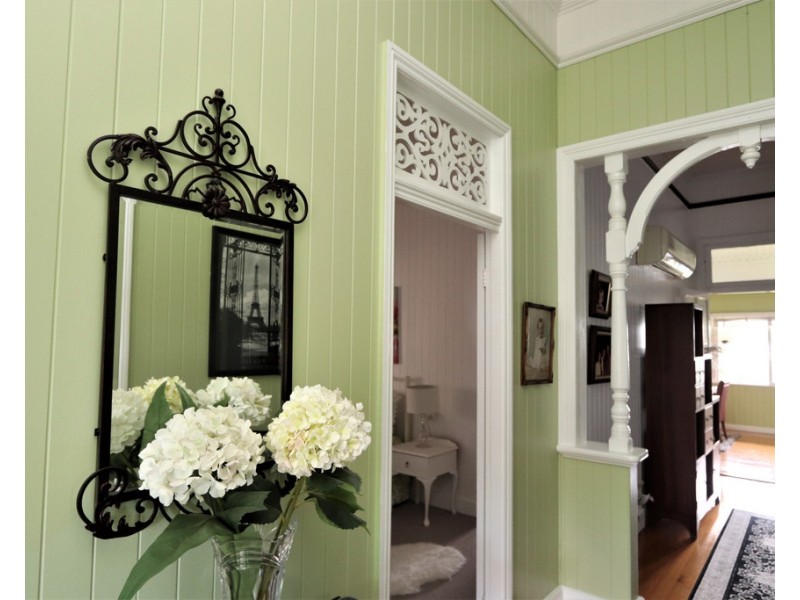 11 Wood Street, Warwick QLD 4370