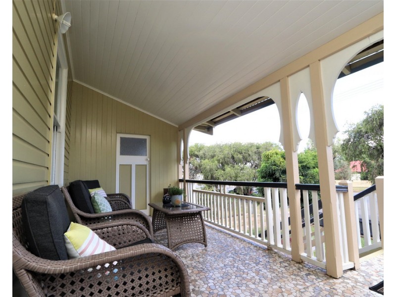 11 Wood Street, Warwick QLD 4370