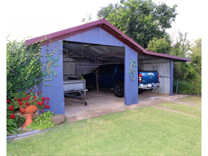 11 Wood Street, Warwick QLD 4370