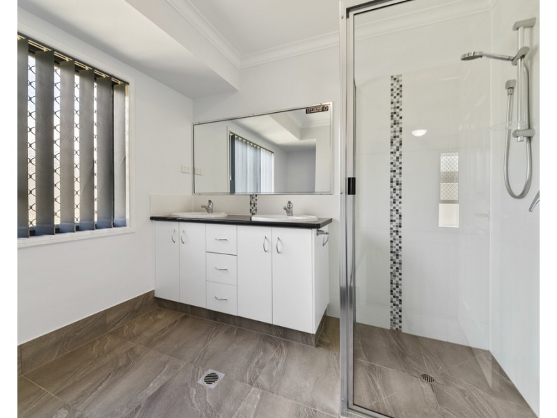 145A Ogilvie Road, Womina QLD 4370