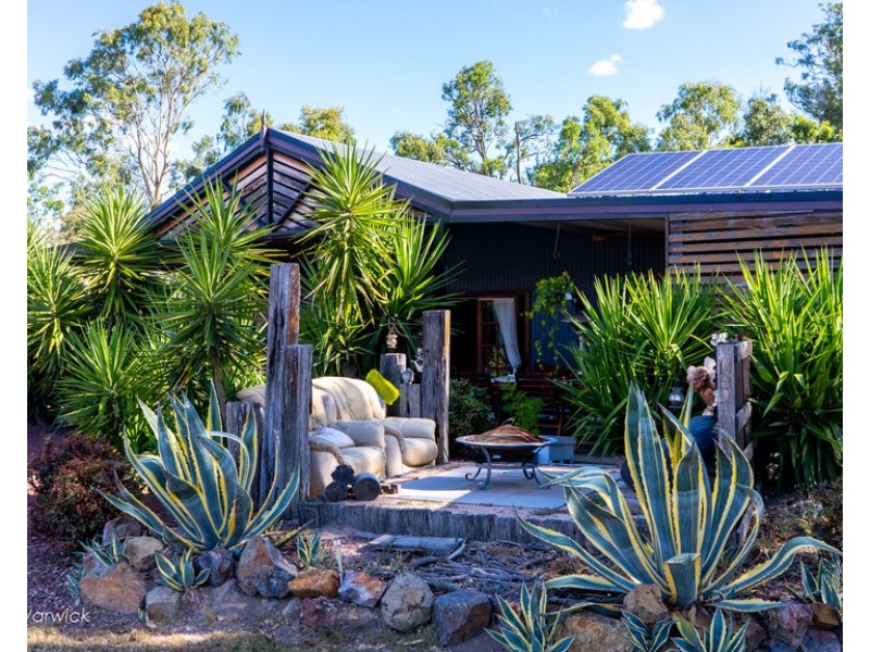 11 Ahern Lane, Pratten QLD 4370
