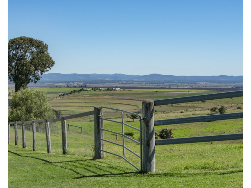 167 Caunter Rd, Tannymorel QLD 4372