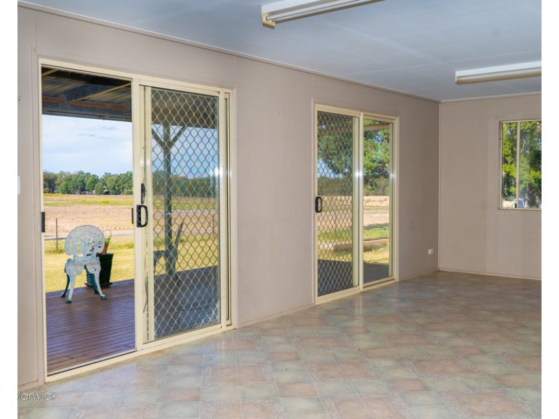173 McDougalls Crossing Road, Whetstone QLD 4387