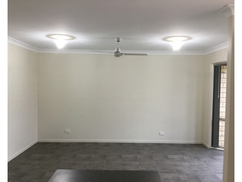 2/8 Brook St, Warwick QLD 4370