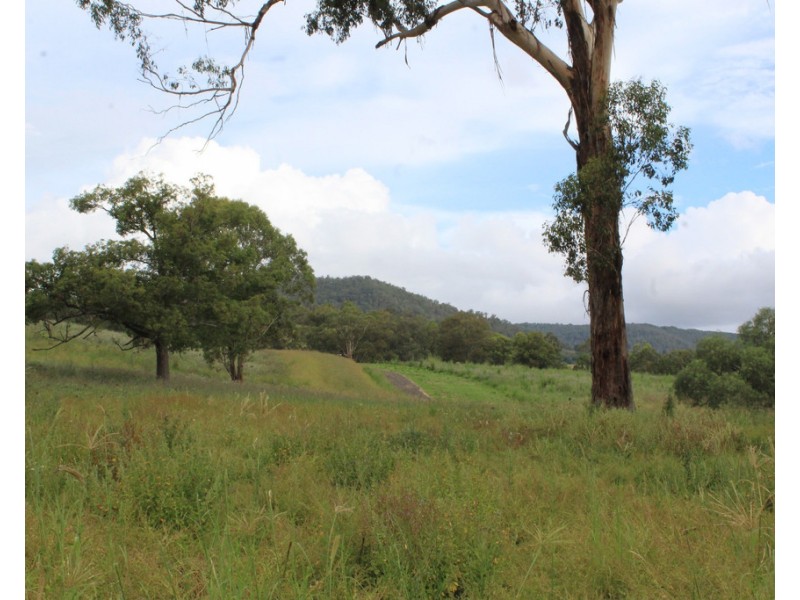 15 Brosnans Rd, Killarney QLD 4373