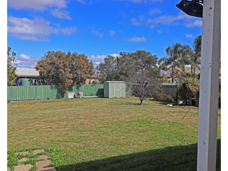 4 Rafferty Avenue, Warwick QLD 4370
