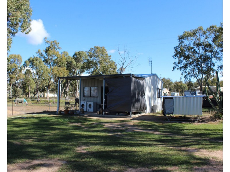 2746 Leyburn Cunningham Rd, Pratten QLD 4370