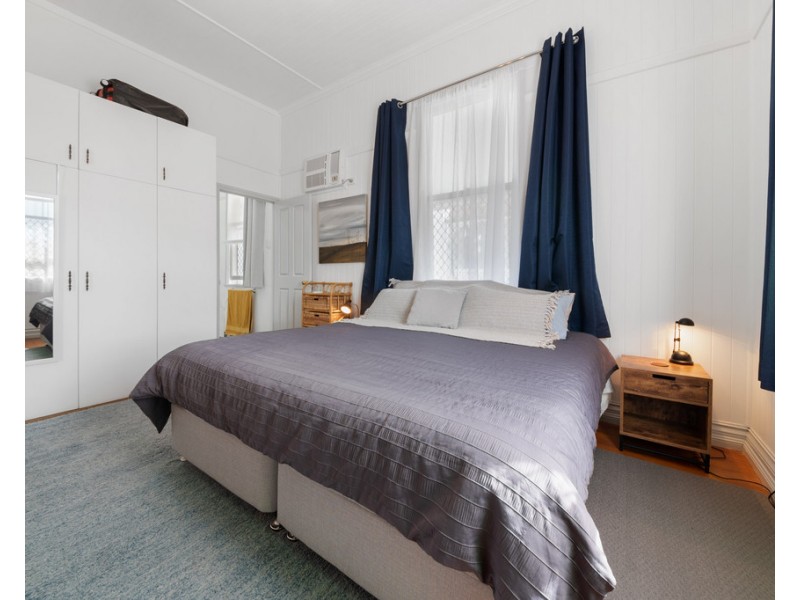 30 Locke St, Warwick QLD 4370