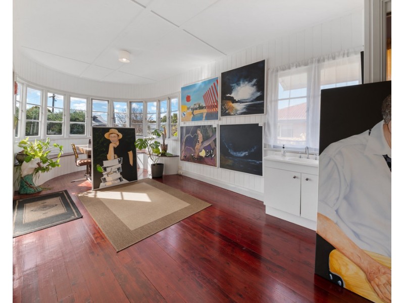 30 Locke St, Warwick QLD 4370