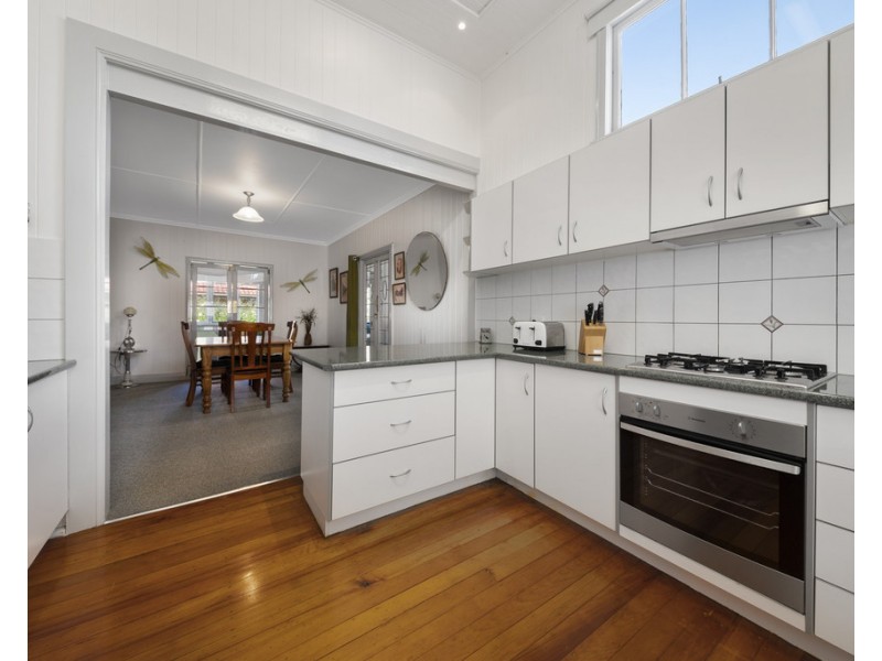 30 Locke St, Warwick QLD 4370