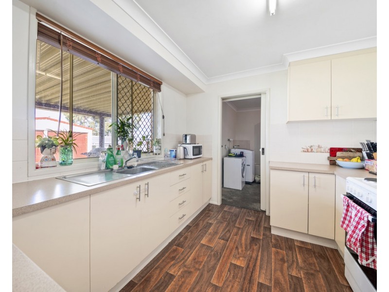 12 Furness Cresent, Warwick QLD 4370