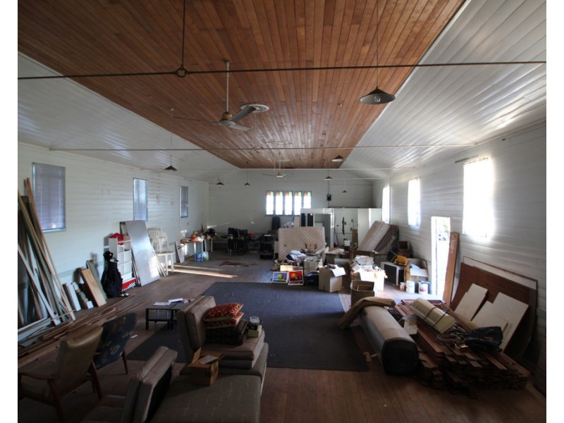 26 King St, Yangan QLD 4371