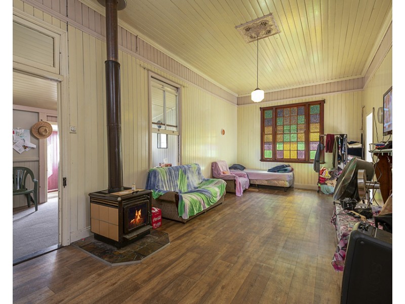 55 Dragon St, Warwick QLD 4370