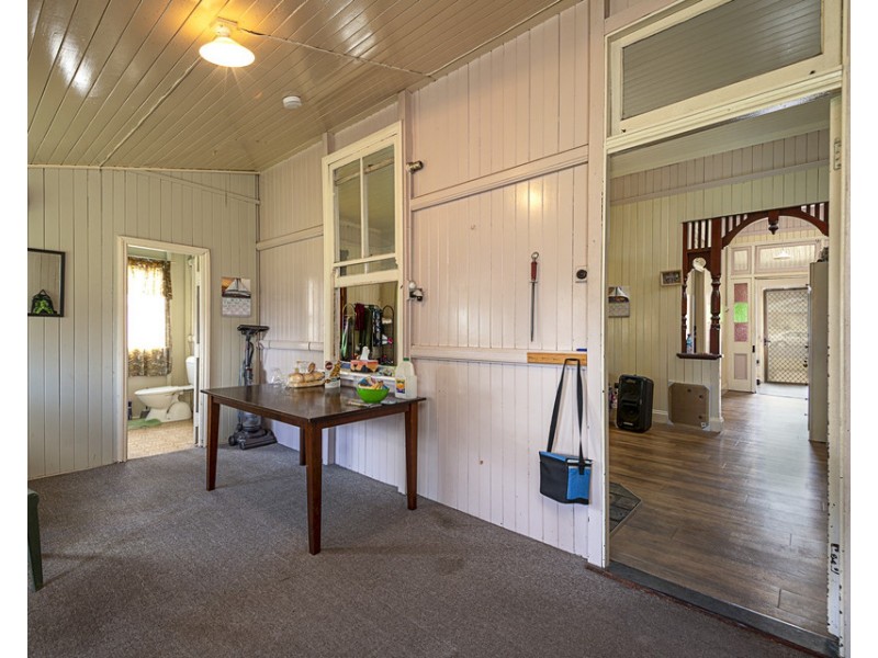 55 Dragon St, Warwick QLD 4370