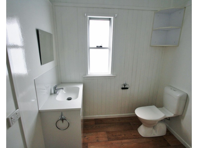 55 Dragon St, Warwick QLD 4370