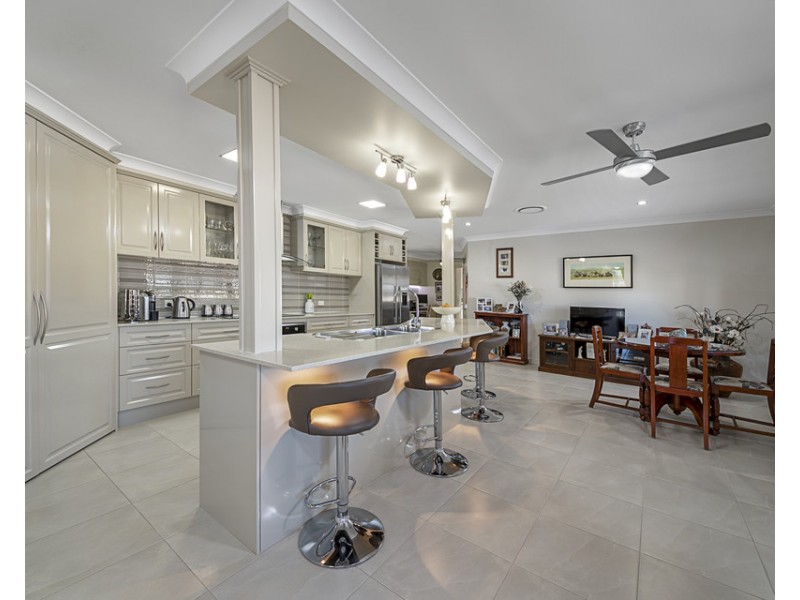 11 Stonewood Crescent, Warwick QLD 4370