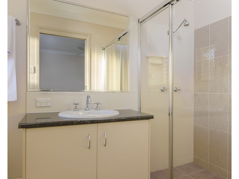 11 Shipley Street, Warwick QLD 4370