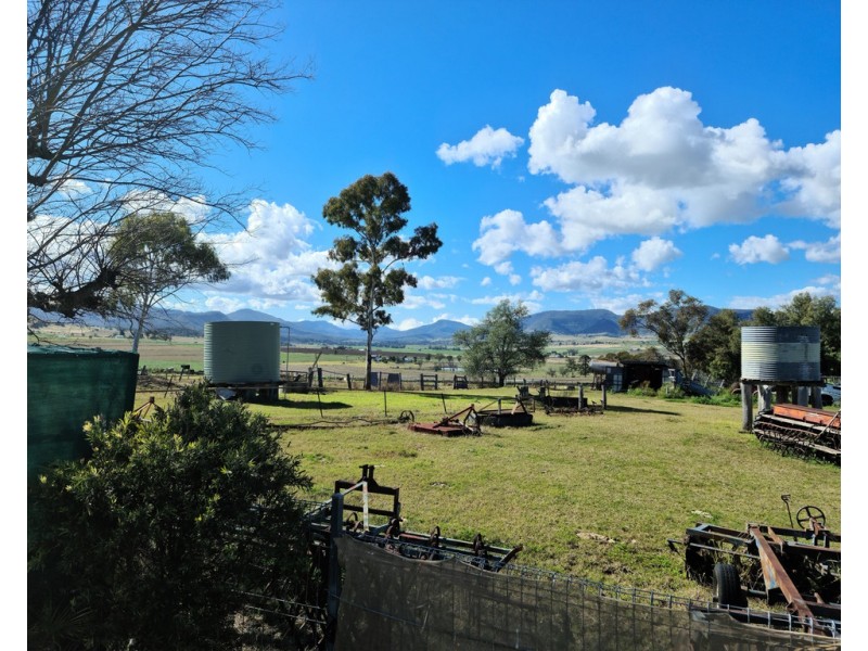 2 Vanneck St, Yangan QLD 4371