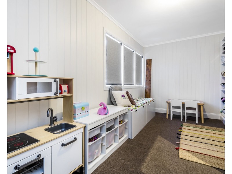 11 Guy Street, Warwick QLD 4370