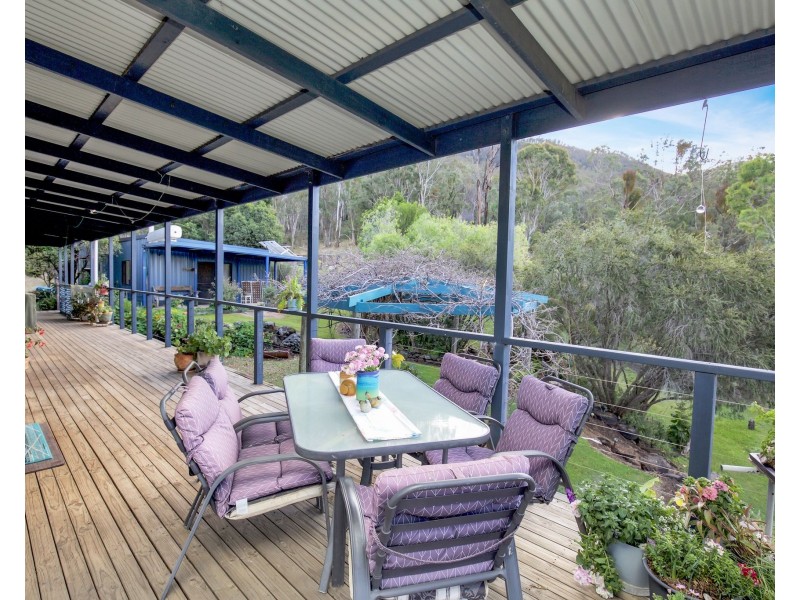 800 Emu Creek Road, Emu Vale QLD 4371