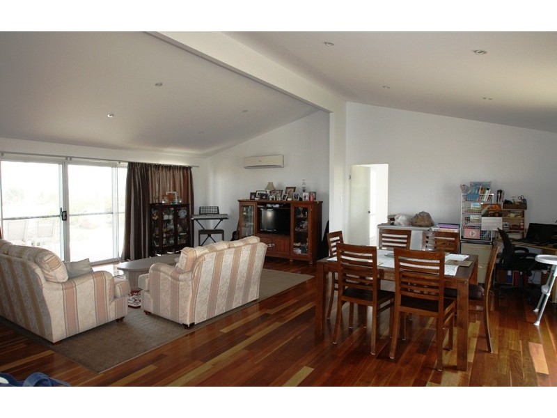 23 Derain Drive, Warwick QLD 4370