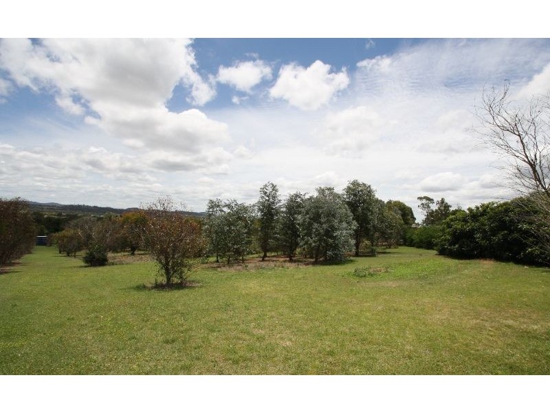 383 Lyndhurst Lane, Warwick QLD 4370