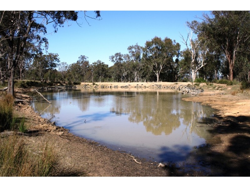 652 Upper Wheatvale Rd, Massie, Warwick QLD 4370