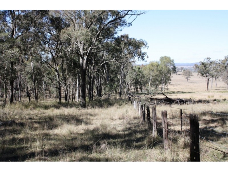 652 Upper Wheatvale Rd, Massie, Warwick QLD 4370