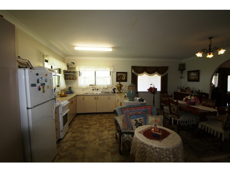 652 Upper Wheatvale Rd, Massie, Warwick QLD 4370