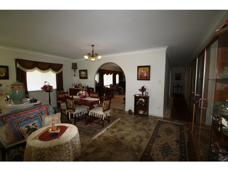 652 Upper Wheatvale Rd, Massie, Warwick QLD 4370
