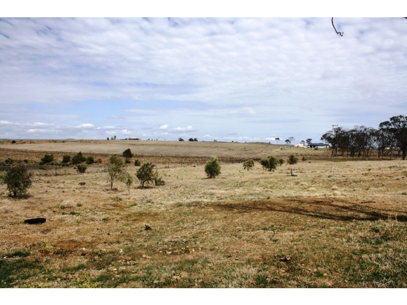 528 Roona Rd, Junabee QLD 4370