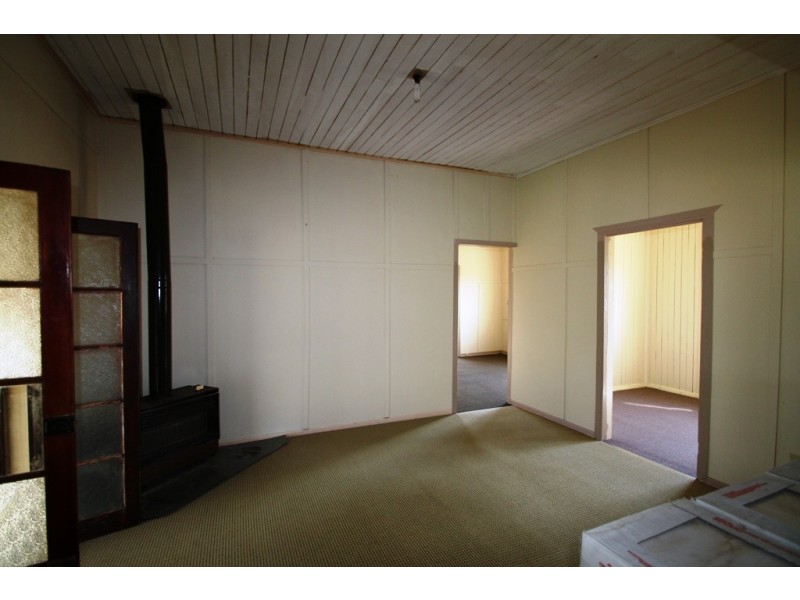 528 Roona Rd, Junabee QLD 4370