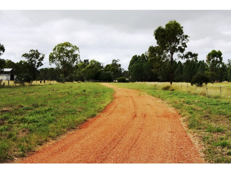 6421 Millmerran Rd, Inglewood QLD 4387