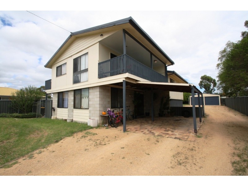 1 Ross St, Warwick QLD 4370