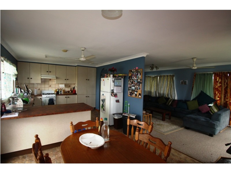 1 Ross St, Warwick QLD 4370