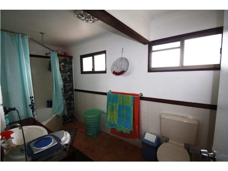 1 Ross St, Warwick QLD 4370