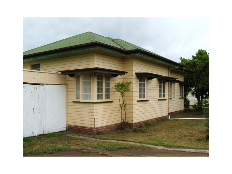 91 Dragon Street, Warwick QLD 4370