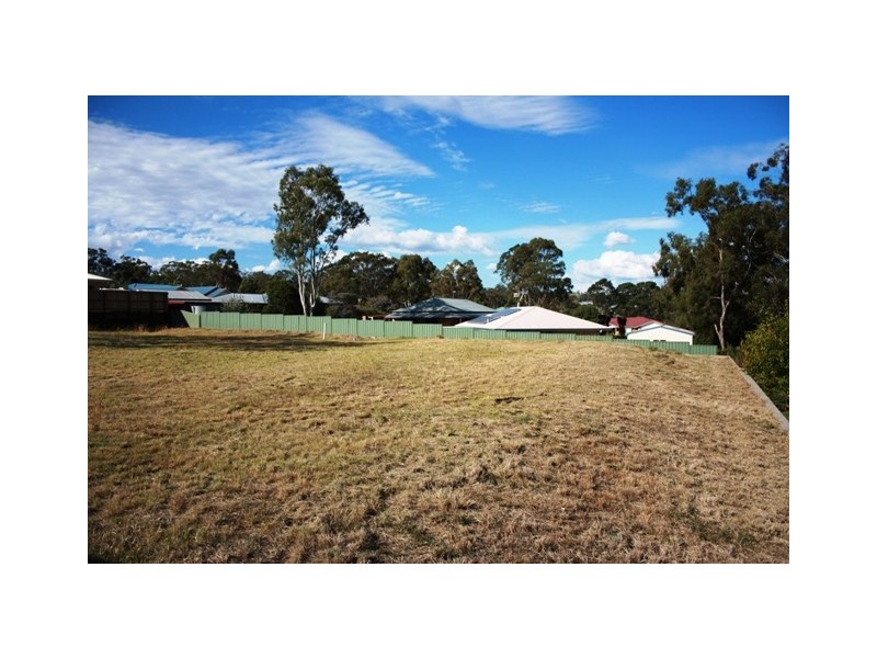 6 Stonewood Crs, Warwick QLD 4370