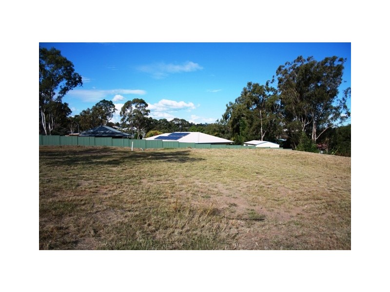 6 Stonewood Crs, Warwick QLD 4370