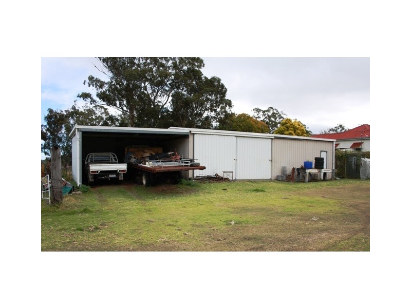 377 Emu Creek Rd, Emu Vale QLD 4371